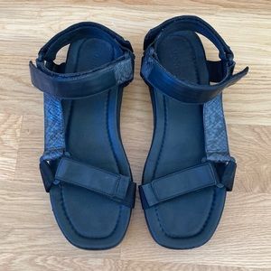 Vince Carver leather platform sport sandal
